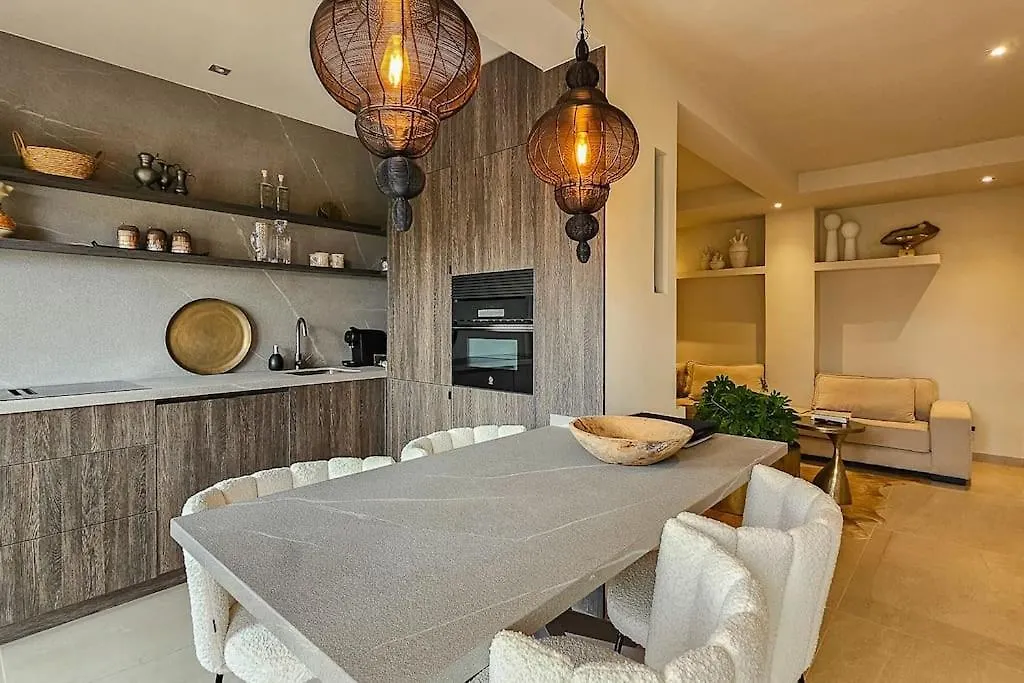 Oleholidays 612 Romana Playa Junto Al Mar location